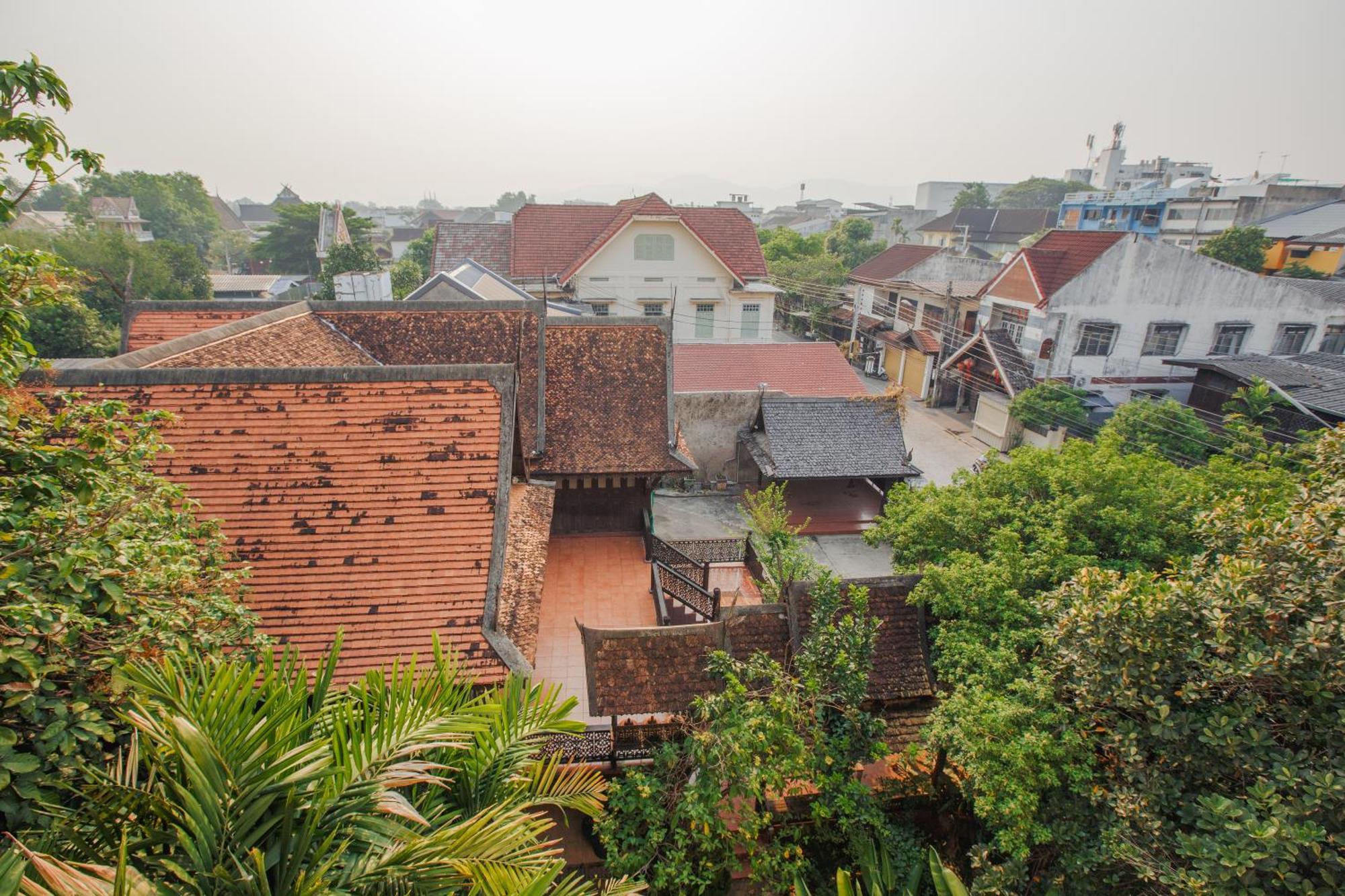 Hotel Fong Lee Cc Lampang Esterno foto